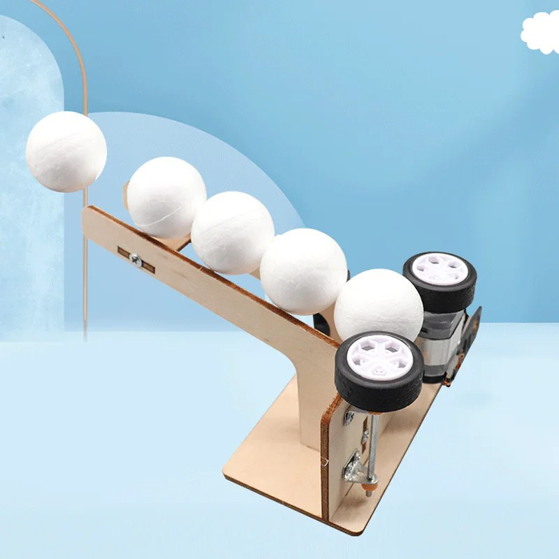 Electric Ball Pitching Machine - Science Project recension och pris